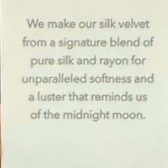 Soft Surroundings Silk Velvet Robe Size MP - Picture 8 of 14